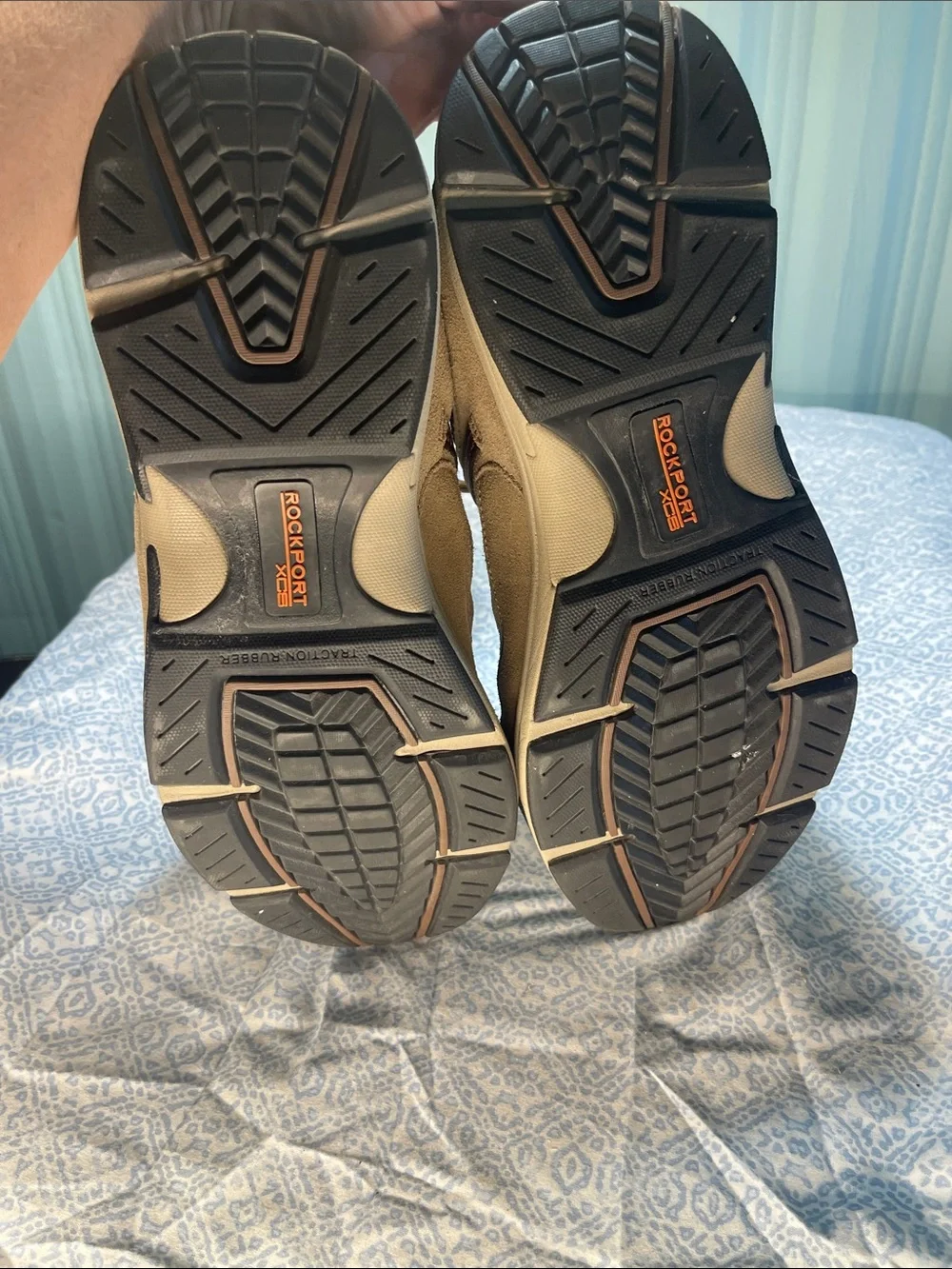 Rockport XCS Men's Tan and Black Athletic Walking Shoes EUC Size 10.5